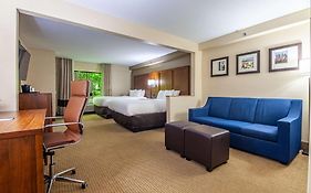 Comfort Suites Morrow- Atlanta South